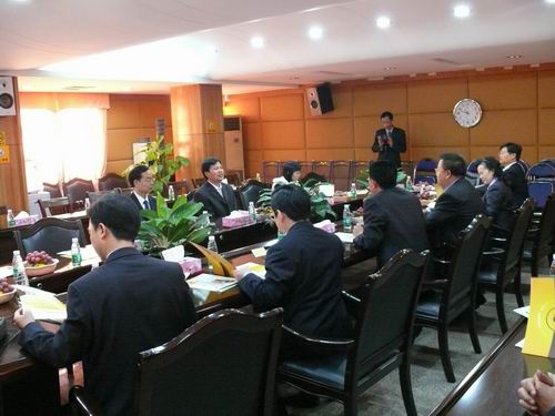 市、區(qū)地稅領(lǐng)導(dǎo)到公司調(diào)研