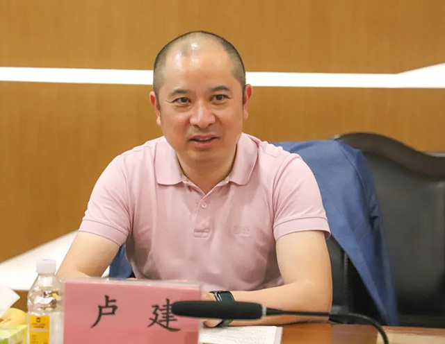 為企業(yè)發(fā)展提供優(yōu)質(zhì)服務(wù)，是協(xié)會(huì)的頭等大事