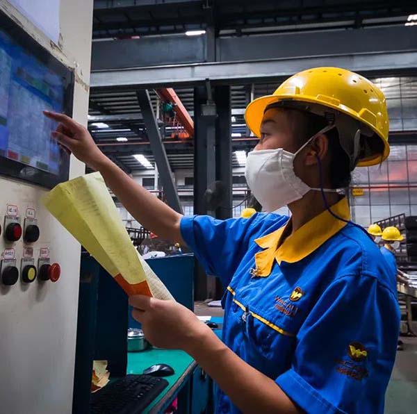 華昌集團連續(xù)多年榮獲“佛山市南海區(qū)納稅超5000萬元企業(yè)”榮譽稱號