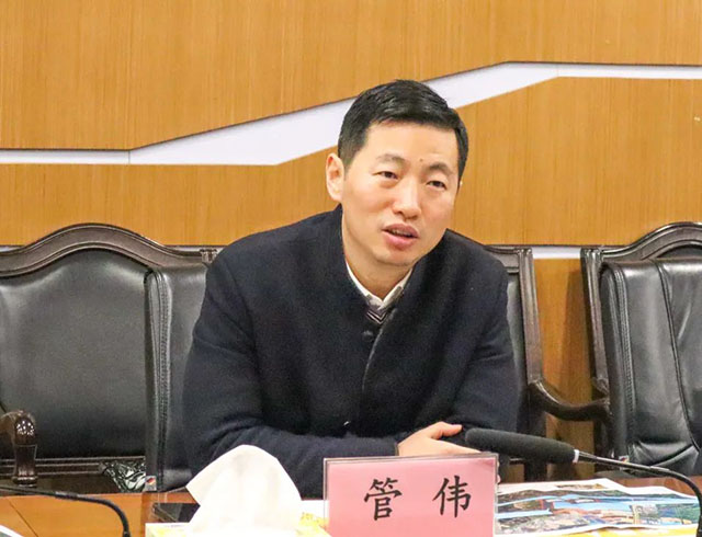 管副市長對華昌過去的工作和今后的發(fā)展思路給予了充分肯定